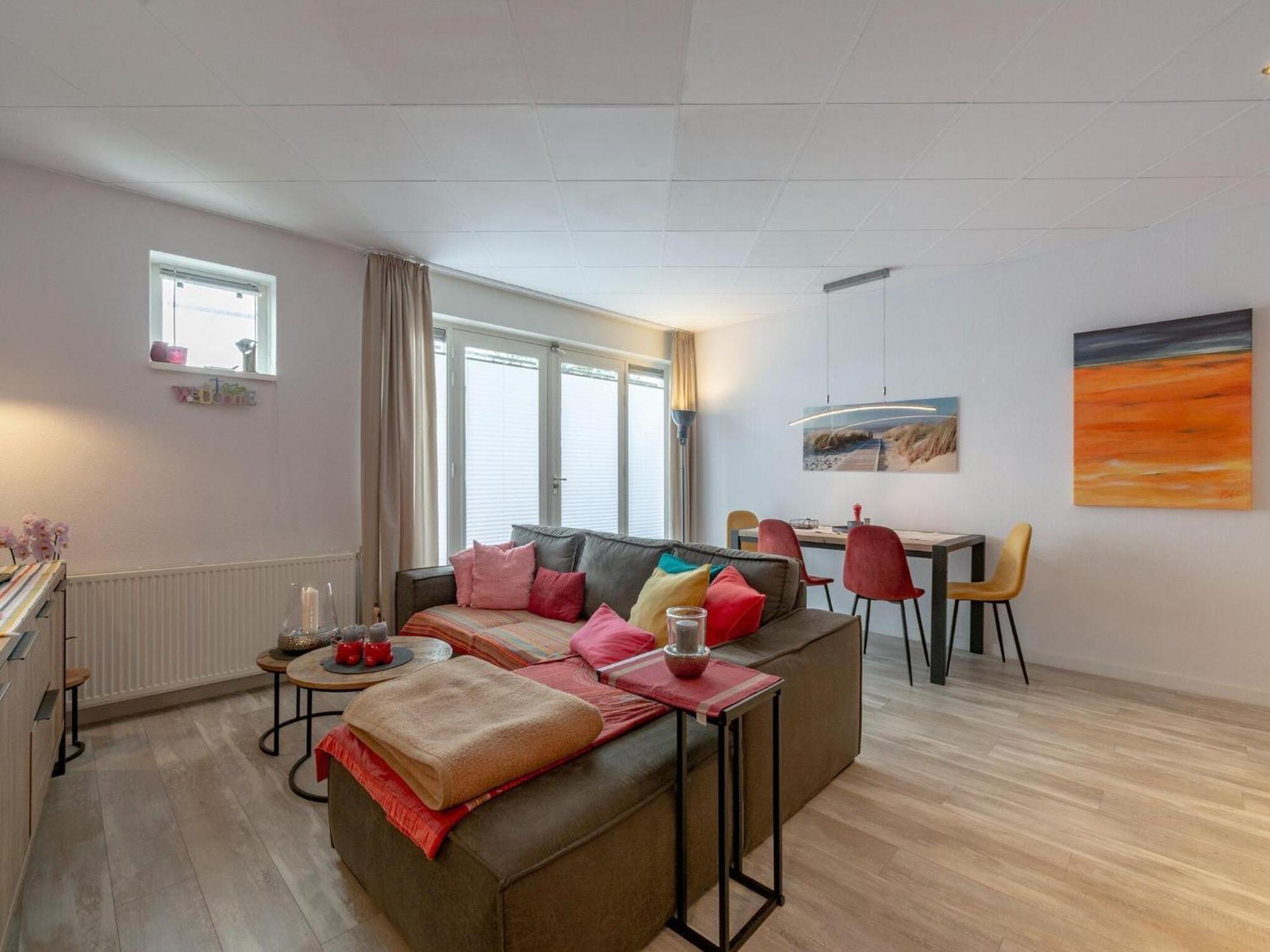 An Apartment That Is Attractively Furnished ยูเลียนาดอร์ป ภายนอก รูปภาพ