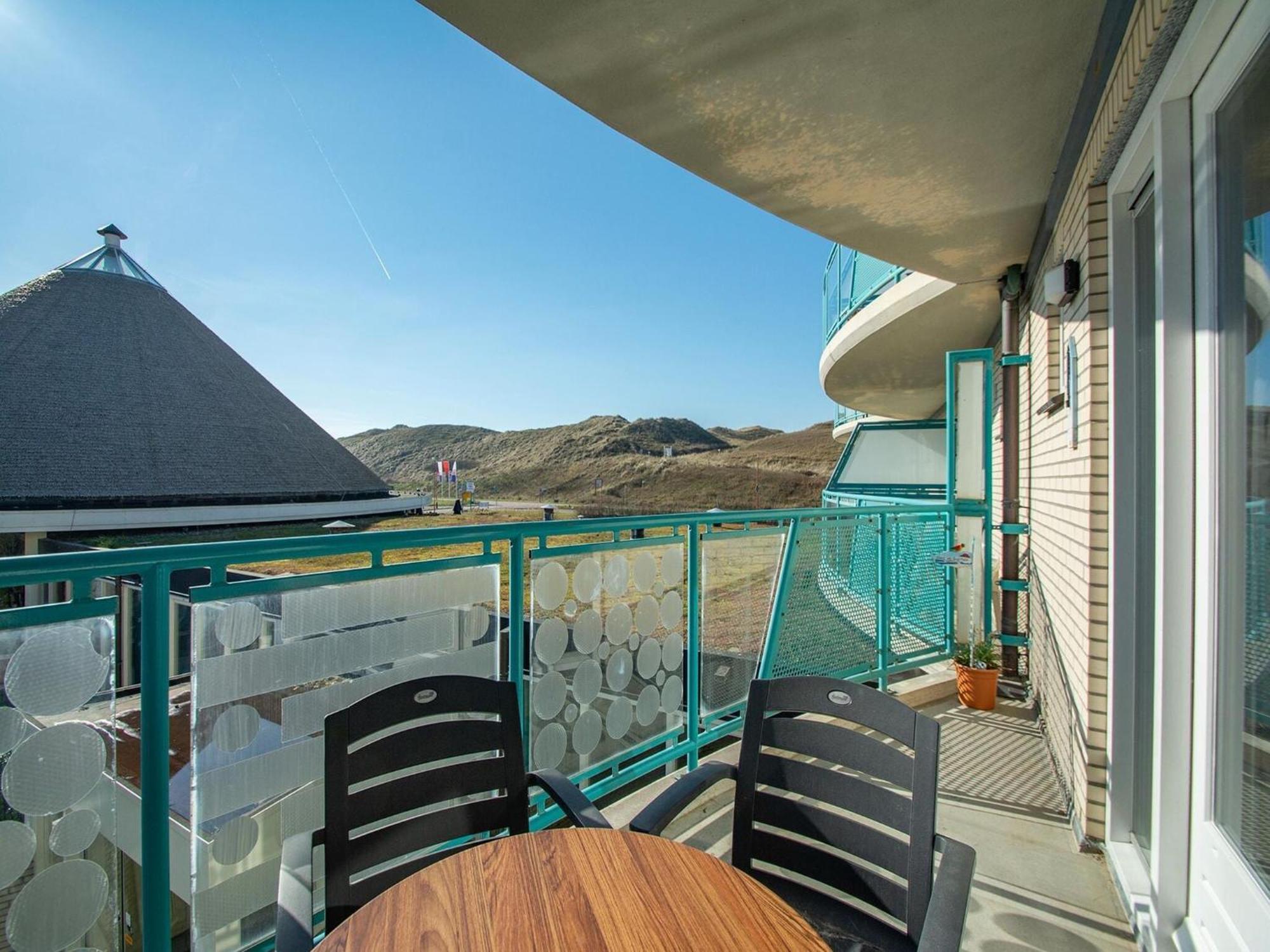 An Apartment That Is Attractively Furnished ยูเลียนาดอร์ป ภายนอก รูปภาพ
