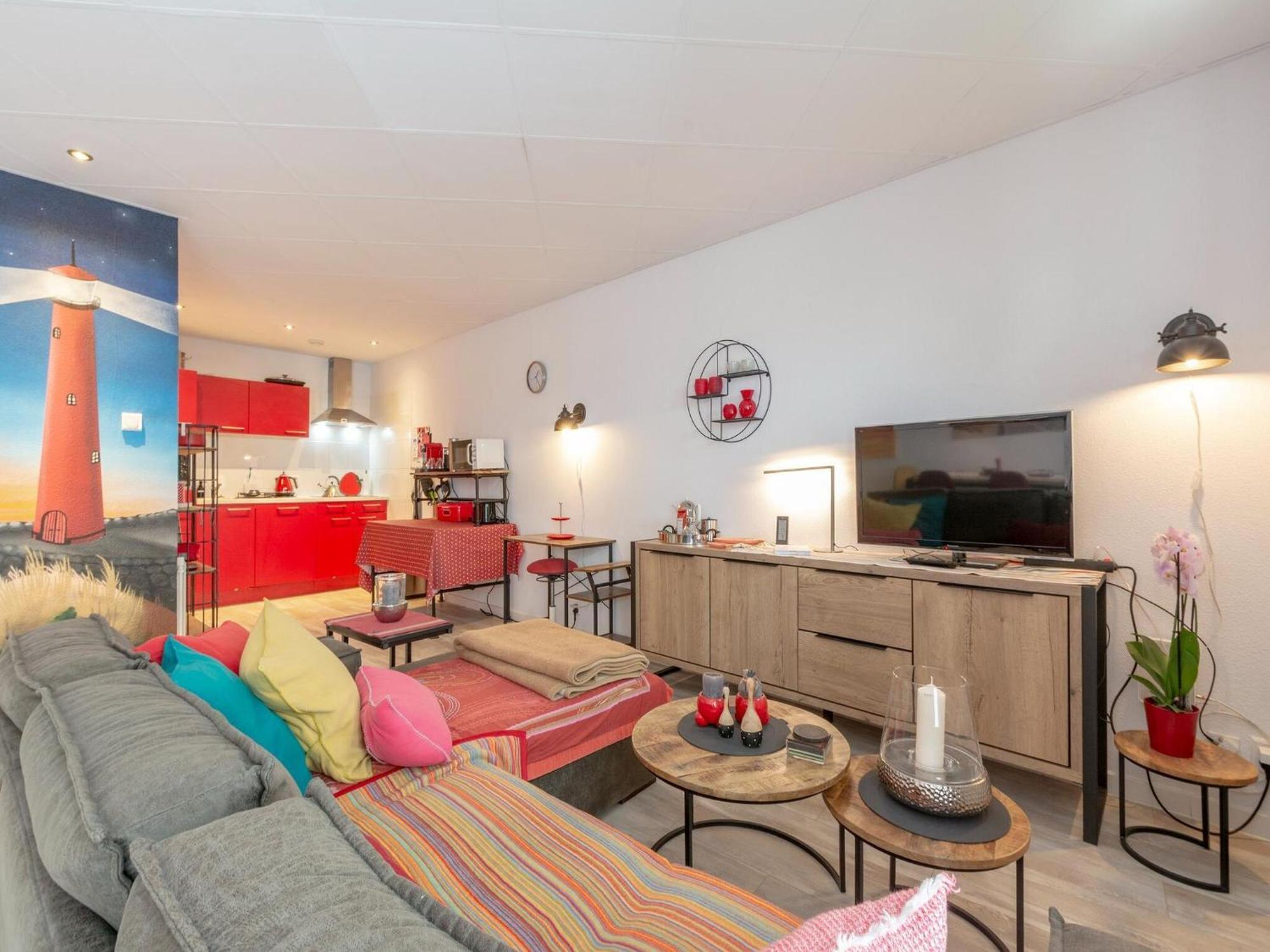 An Apartment That Is Attractively Furnished ยูเลียนาดอร์ป ภายนอก รูปภาพ