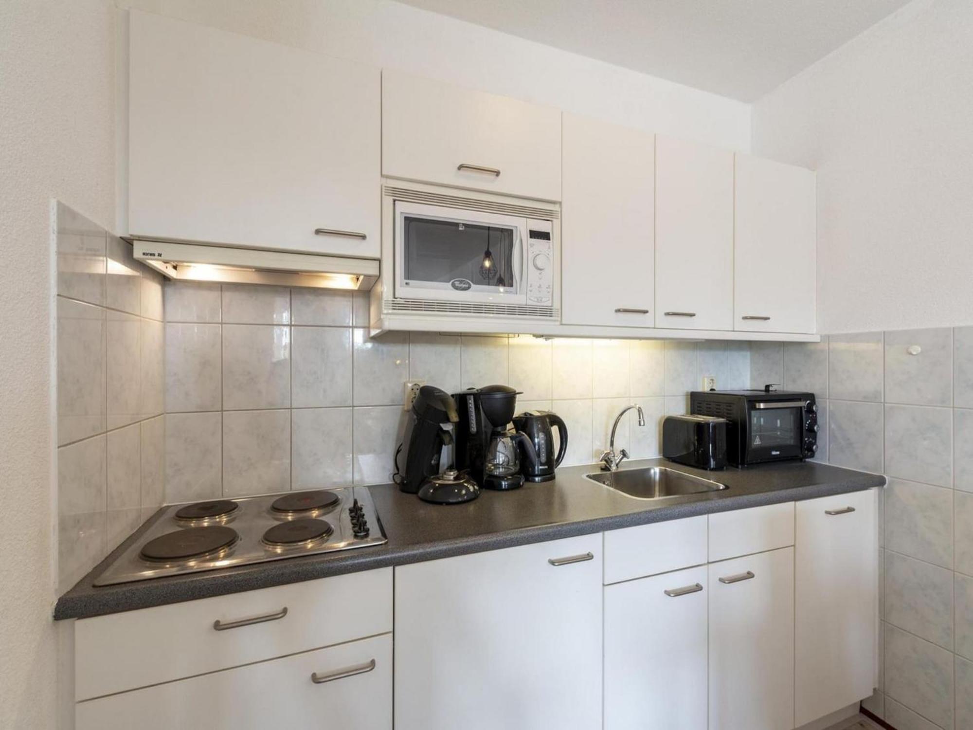 An Apartment That Is Attractively Furnished ยูเลียนาดอร์ป ภายนอก รูปภาพ