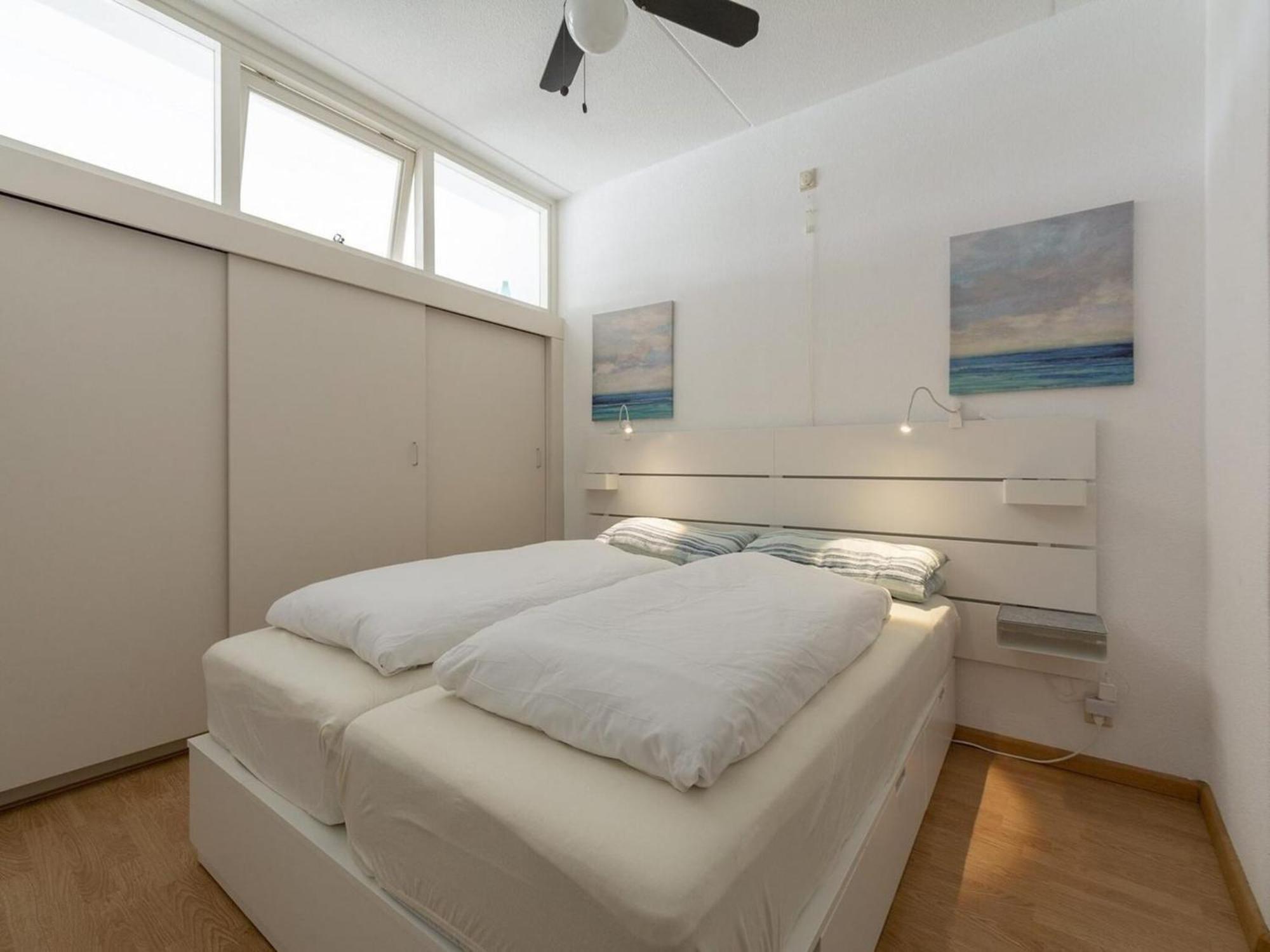An Apartment That Is Attractively Furnished ยูเลียนาดอร์ป ภายนอก รูปภาพ